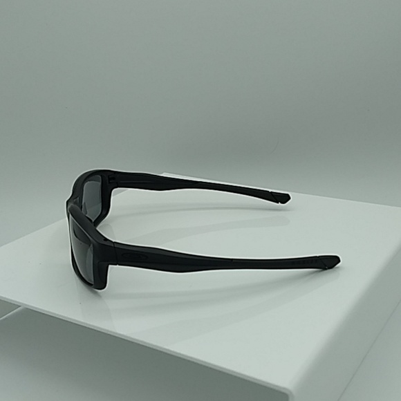 🔥Oakley Chain link Sunglasses - Picture 2 of 4